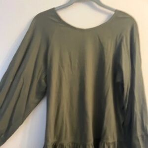 green long sleeve peplum blouse